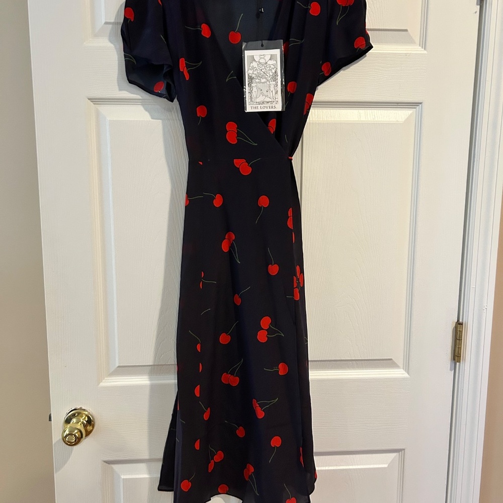 Realisation Par - The Teale dress in Wild Cherry - size M - 100% silk - NWT - Picture 5 of 11